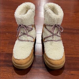 Cozy Shearling Lace-Up Boots